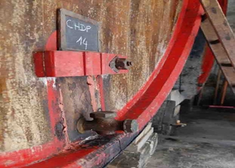 Der Ausbau der Weine erfolgt traditionell in großen Holzfässern (Foudres)